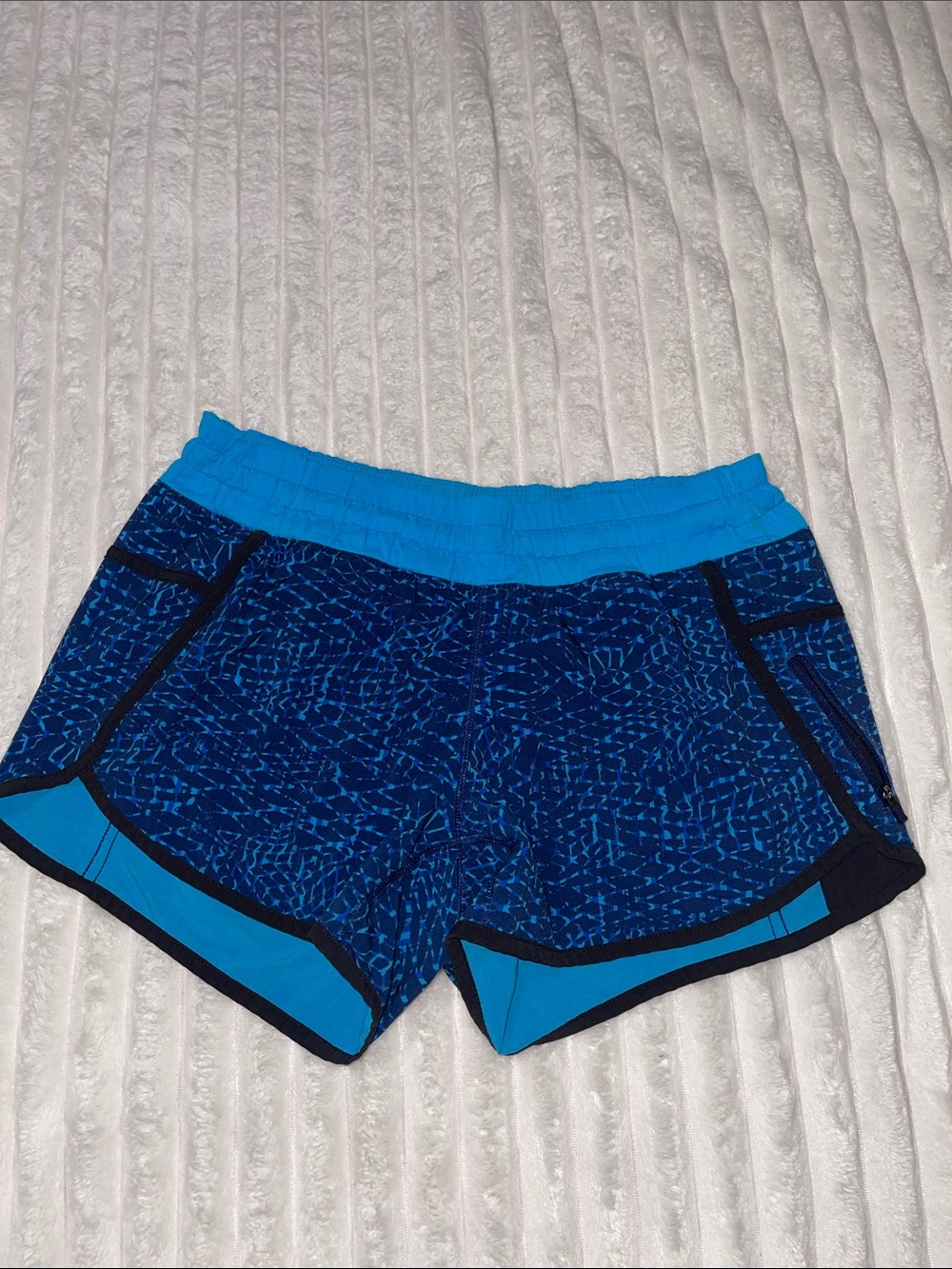 Lululemon Tracker Short | Size 6